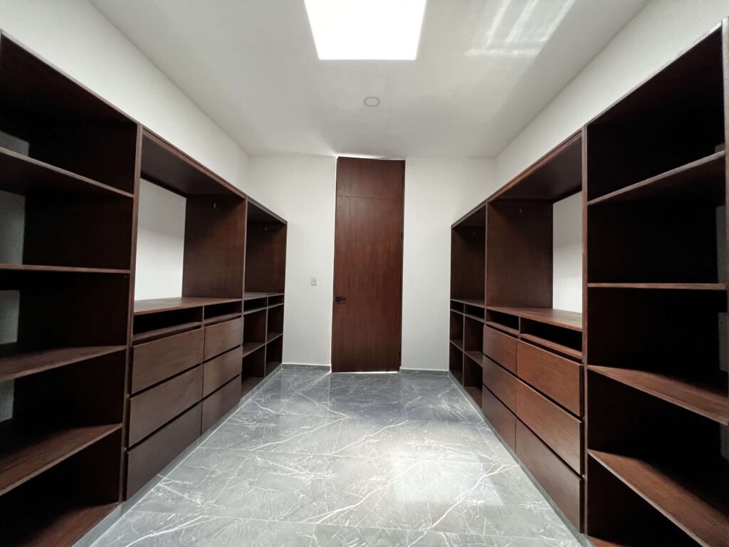 CASA EN VENTA EN DZIBILCHALTUN, YUCATÁN (1)